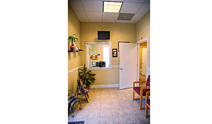 Photo of Center For Auto Accident Injury Treatment's waitingroom